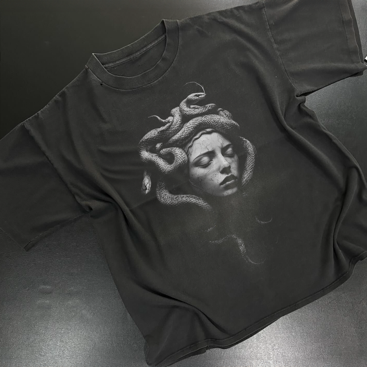 Medusa Washed Heavyweight T-Shirt – AOCTW