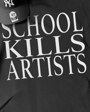 'SCHOOL KILLS ARTISTS' BLACK CREWNECK product mockup 2