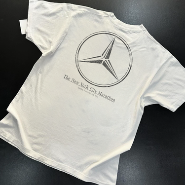 '94 NEW YORK CITY MARATHON TWIN TOWERS X MERCEDEZ BENZ HEAVYWEIGHT WHITE T-SHIRT.