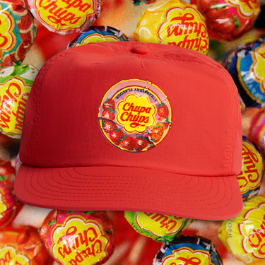 'STRAWBERRY CHUPA' STICKER RED SURF CAP