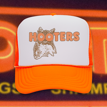 'HOOTERS' SPORTS BAR ORANGE / WHITE FOAM TRUCKER