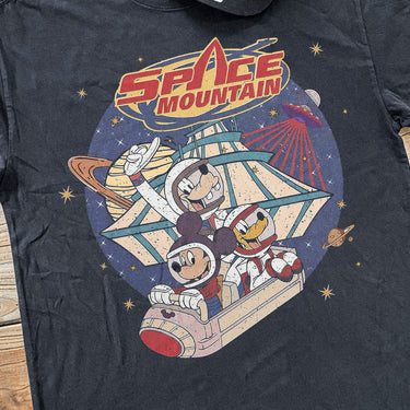 SPACE MOUNTAIN HEAVYWEIGHT BLACK T-SHIRT