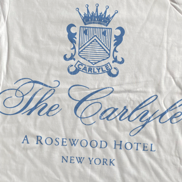 THE CARLYLE HOTEL WHITE HEAVY WEIGHT TEE