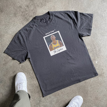 THE CAPTAIN HEAVYWEIGHT BLACK T-SHIRT