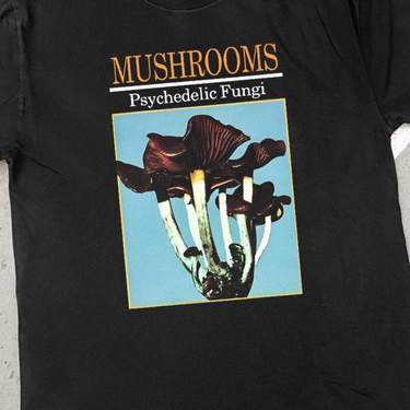 DRUG ENCYCLOPEDIA 'MUSHROOMS' HEAVY FADED BLACK TEE