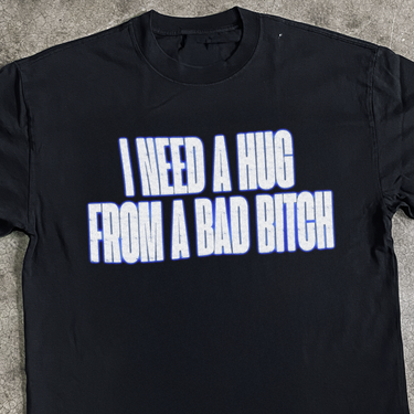 'I NEED A HUG' HEAVY FADED BLACK TEE
