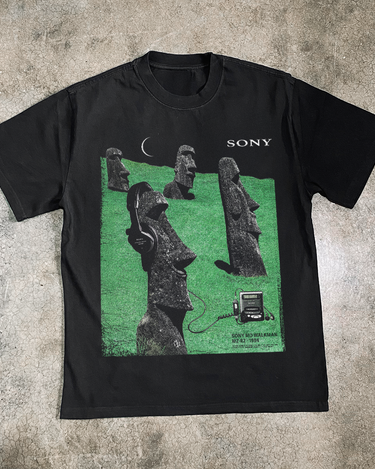 1991年オーストラリアVS NZ,イングランド、ウエールズ戦記念T-シャツ 1994 Sony 'Easter Island' Walkman Md Heavy Faded Black Tee – AOCTW