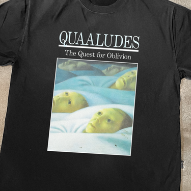 'QUAALUDES' DRUG ENCYCLOPEDIA HEAVY FADED BLACK TEE